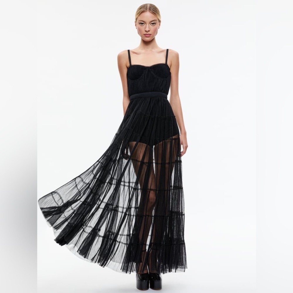New $695 Alice + Olivia Deena Pleated Maxi Dress